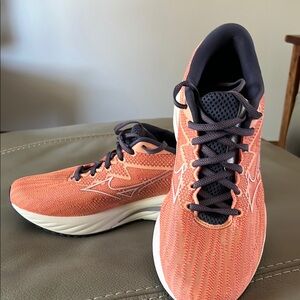 Mizuno Orange and Black Athletic Shoes with Breathable Knit Upper